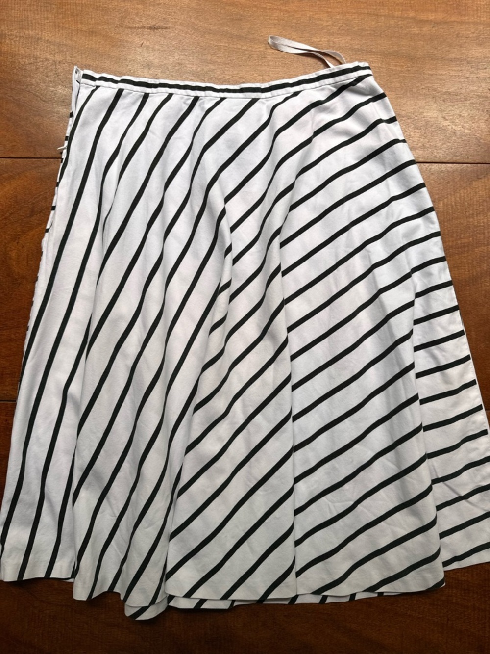 Lauren Ralph Lauren Black Striped A-Line Skirt Size 10 Classic Preppy Midi - Picture 6 of 6